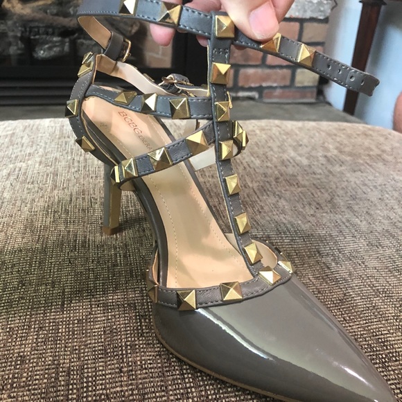 BCBGeneration Darron Pumps size 7.5 - Picture 2 of 7